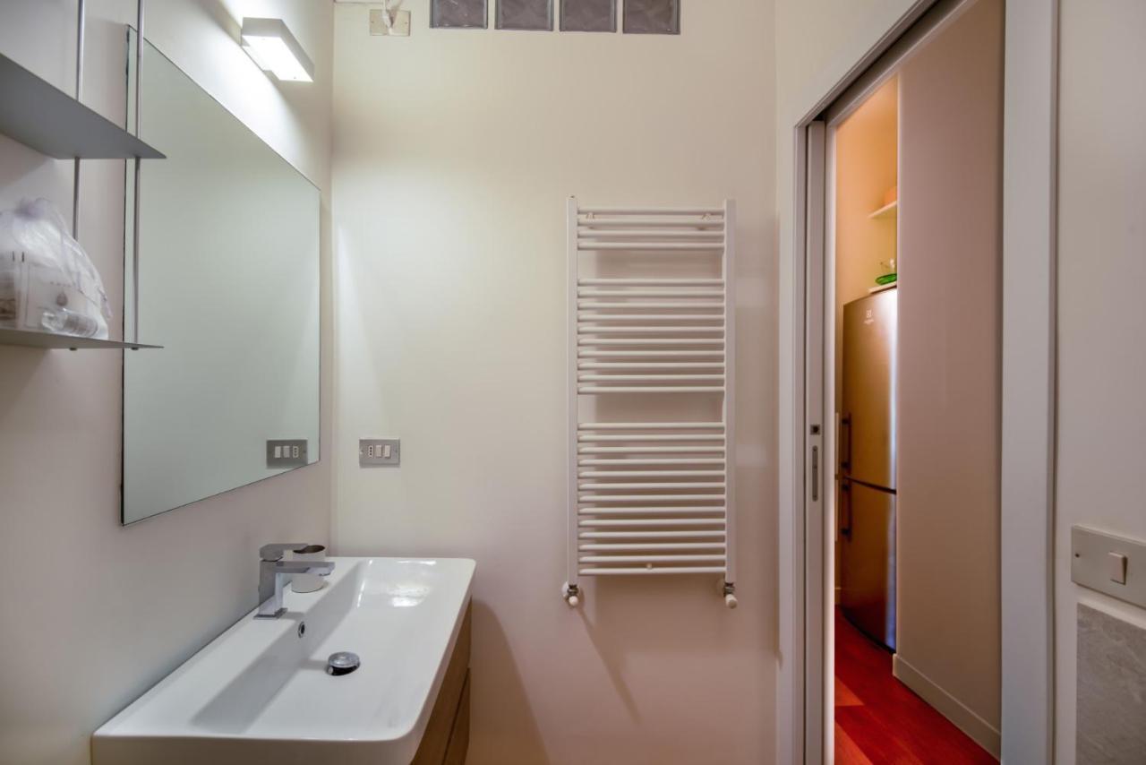Apartamento Easylife - Luminoso Bilocale In Zona Garibaldi Milán Exterior foto